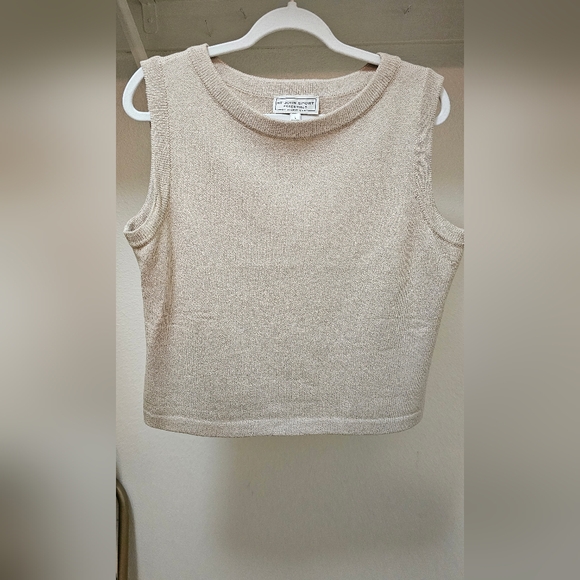 ST JOHN COLLECTION ESSENTIALS shell top... Like new - Picture 1 of 4